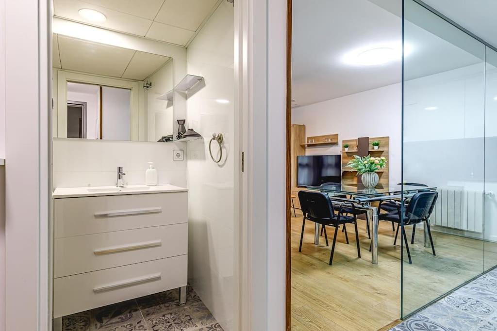 Moderno Apartamento Con Ac En Lorenzo Casanova Apartment Alicante Luaran gambar
