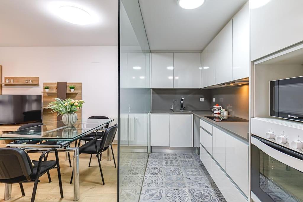 Moderno Apartamento Con Ac En Lorenzo Casanova Apartment Alicante Luaran gambar